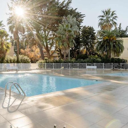 Spacious Apartment At A 5 Min Walk From The Beach Antibes Buitenkant foto