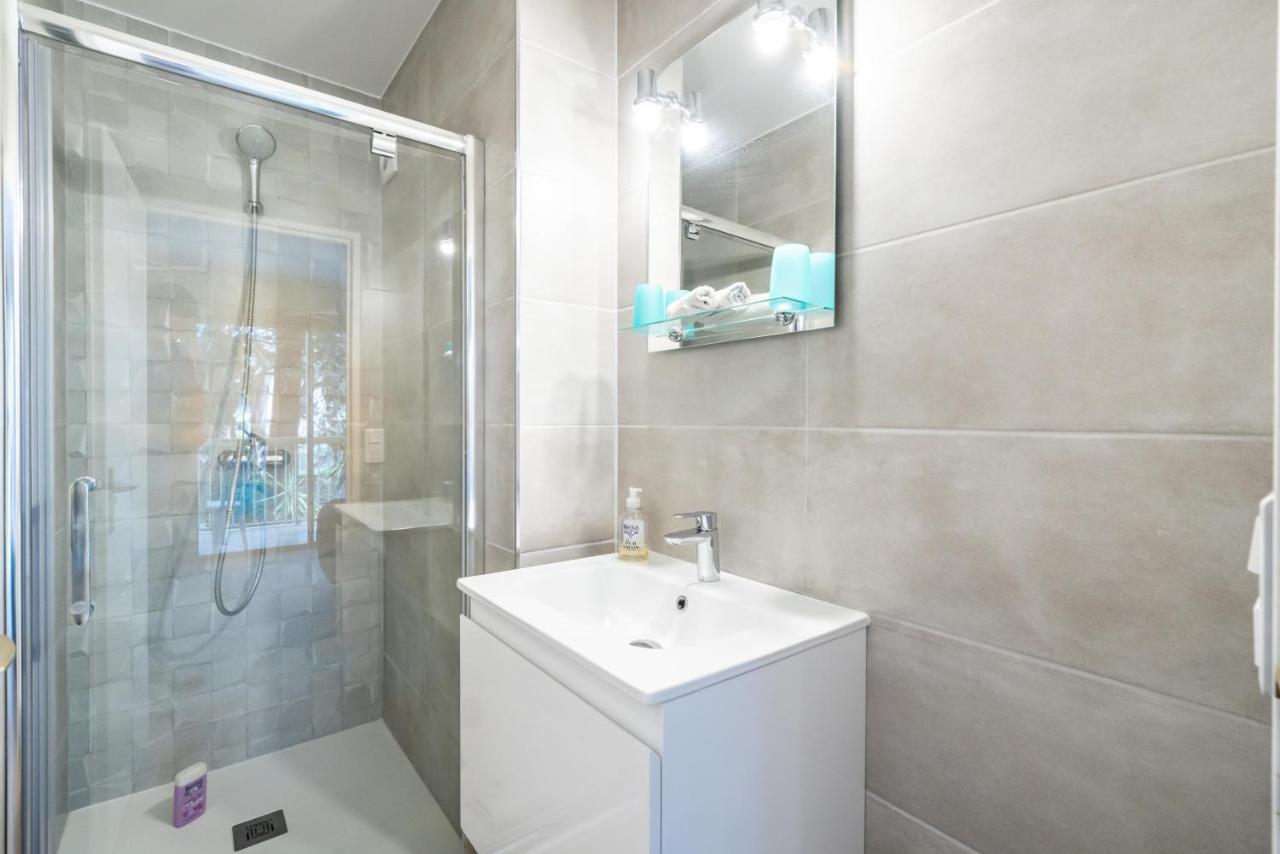 Spacious Apartment At A 5 Min Walk From The Beach Antibes Buitenkant foto