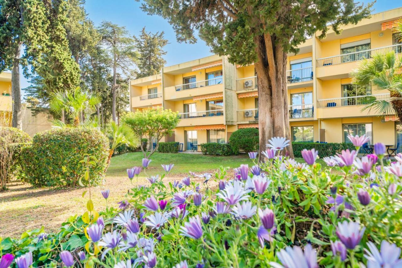 Spacious Apartment At A 5 Min Walk From The Beach Antibes Buitenkant foto