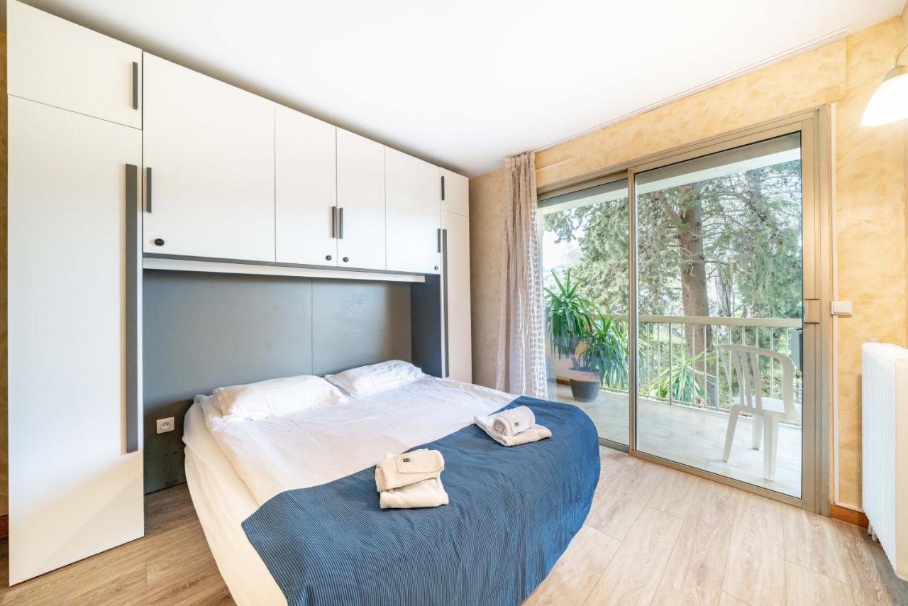 Spacious Apartment At A 5 Min Walk From The Beach Antibes Buitenkant foto