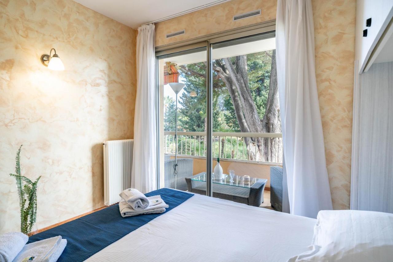 Spacious Apartment At A 5 Min Walk From The Beach Antibes Buitenkant foto